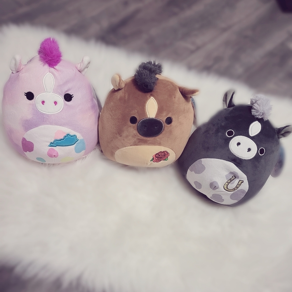 Kentucky Dervy 2022 Squishmallow